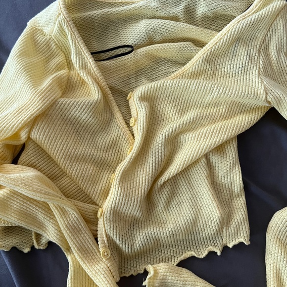 yellow button up - Picture 2 of 2